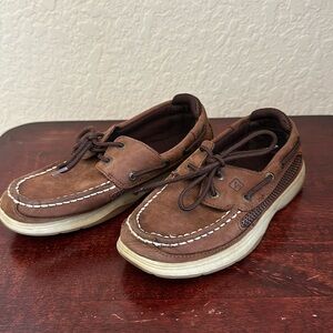 EUC Sperry Lanyard shoes size 2.5